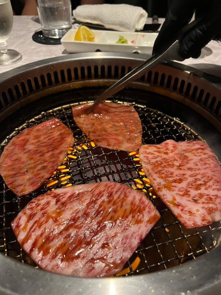 仙台和牛サーロインすき焼きを焼く！