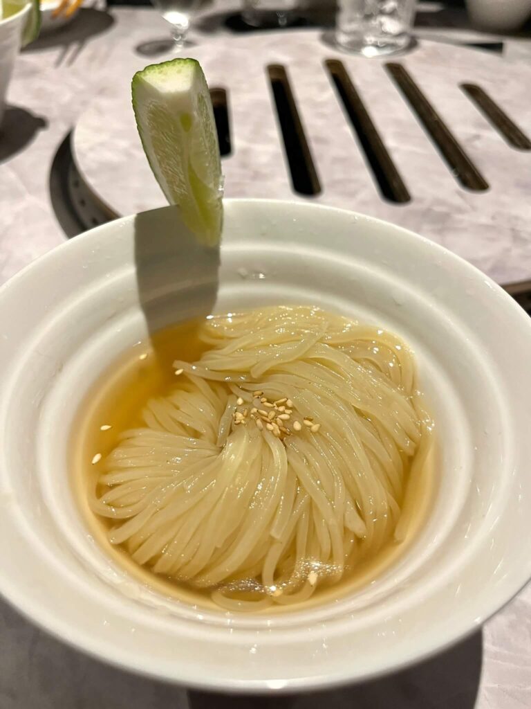 〆の冷麵