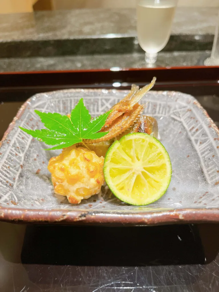 サクッと鮎の塩焼き、とうもろこしのフリット