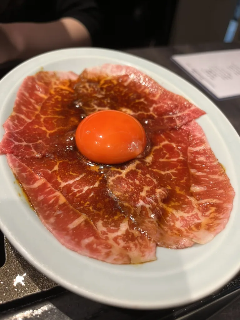 もも肉のユッケ