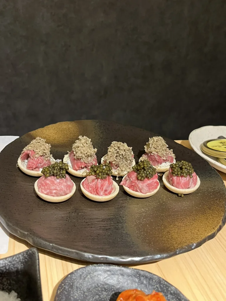 トリュフとキャビアを使用したおつみまみ