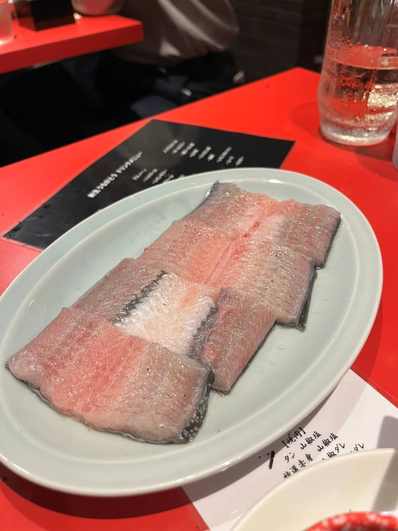 豪快!大判うなぎ焼き 梅干し or 謎の粉をかけて1