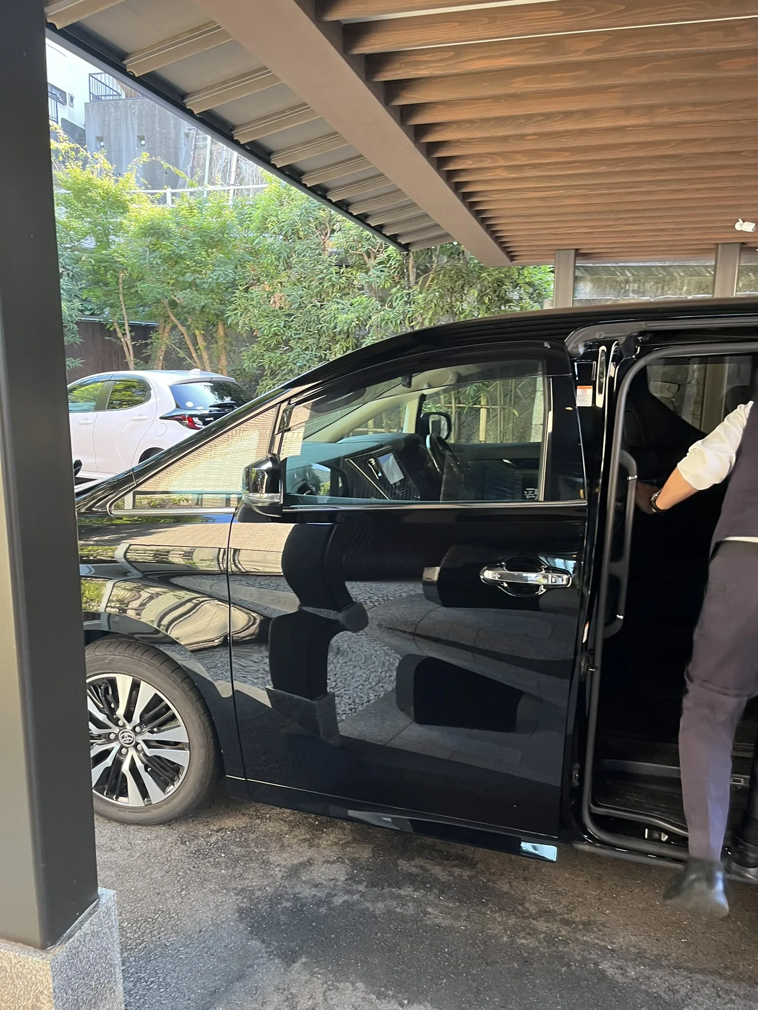 ATAMIせかいえの送迎車