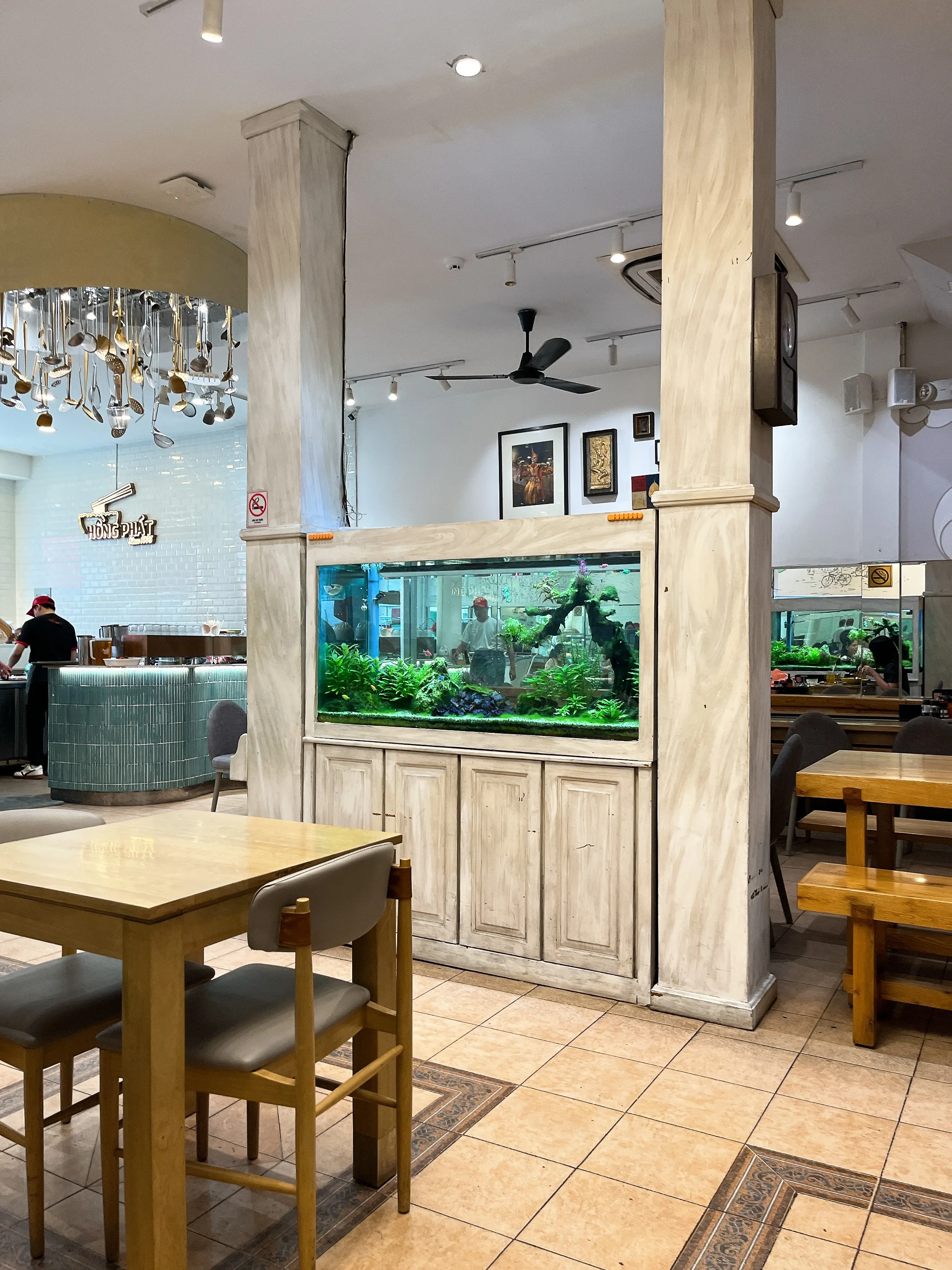 Hong Phatの内観