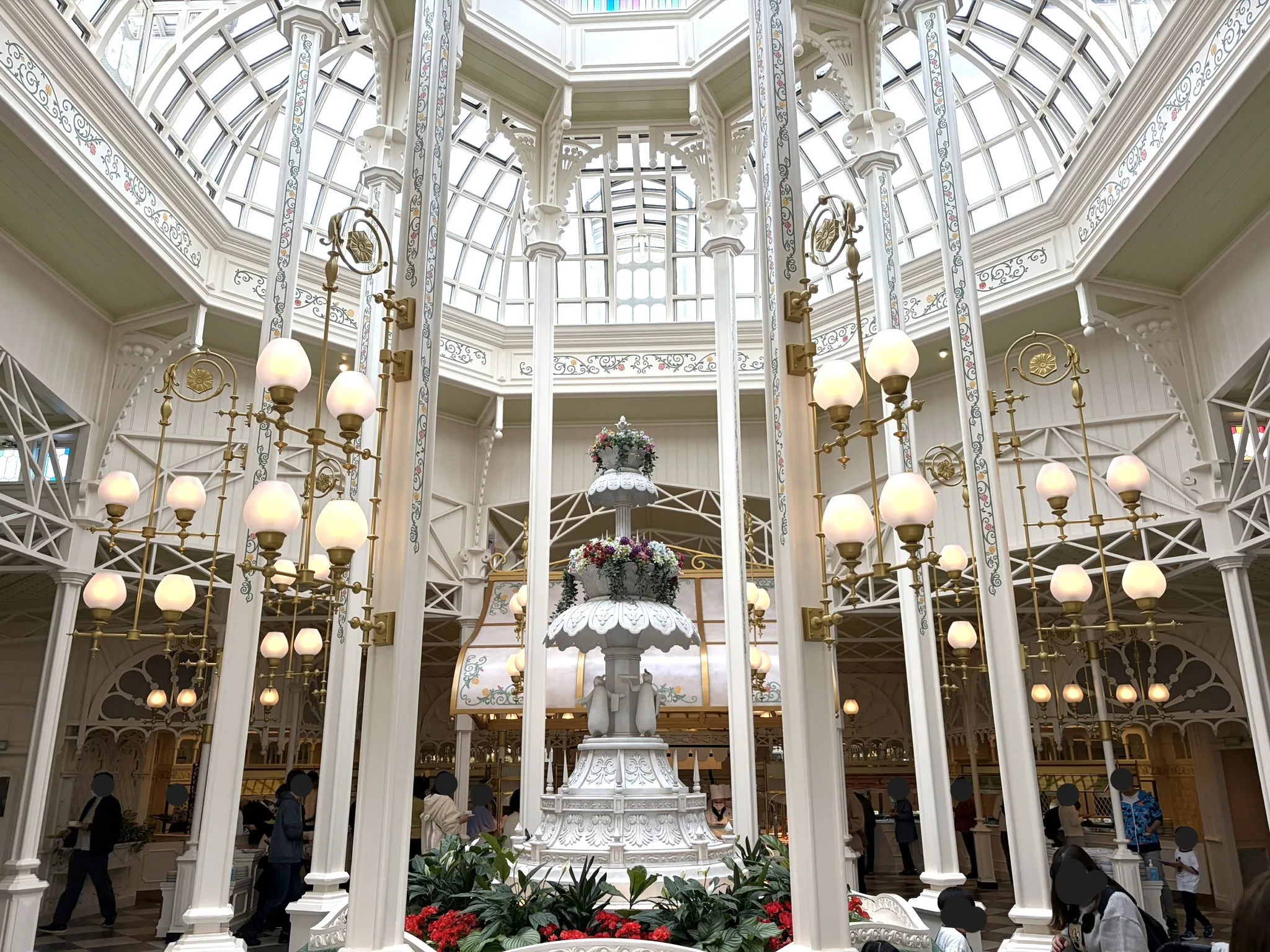 クリスタルパレス内観