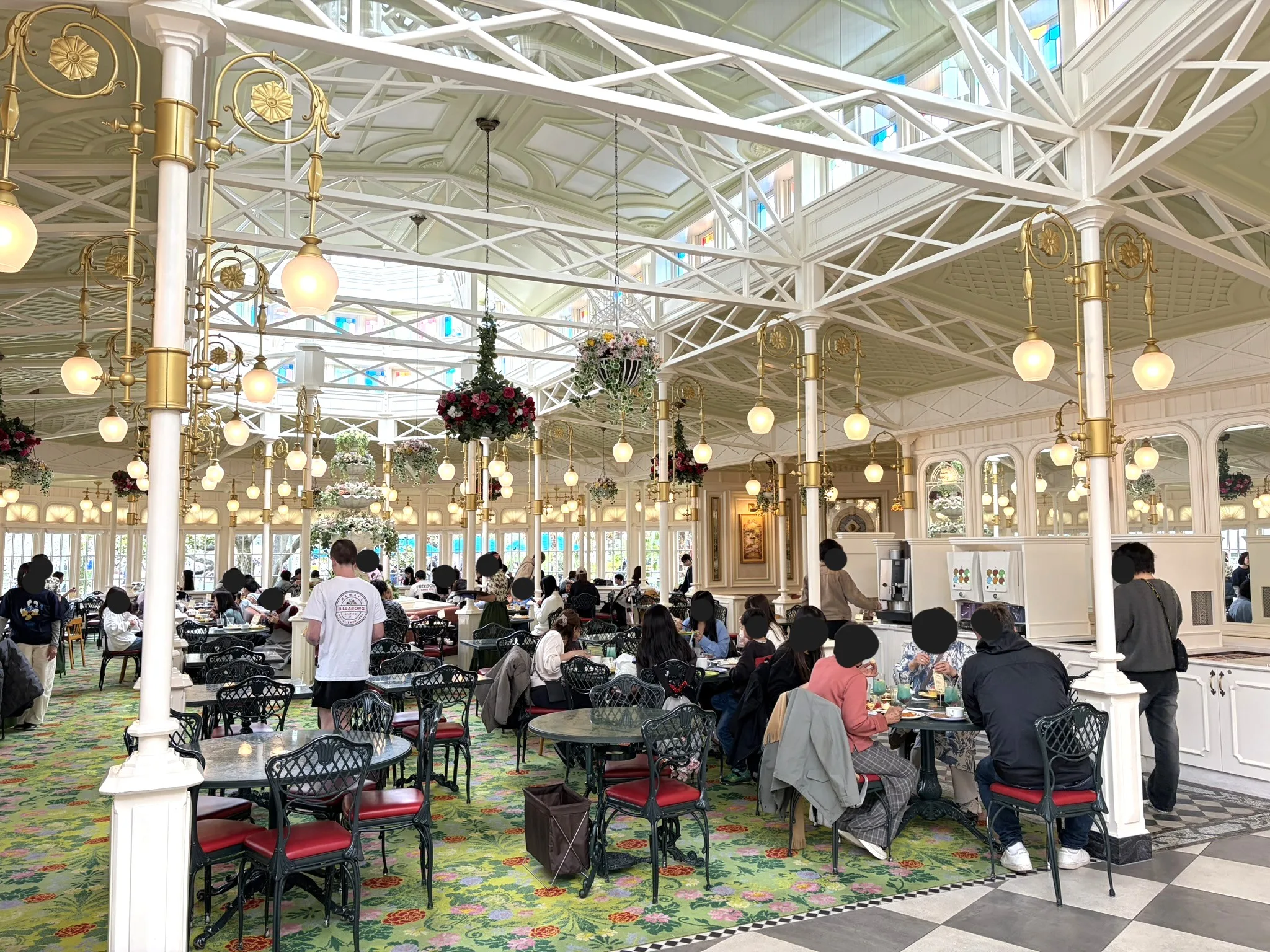 クリスタルパレス内観